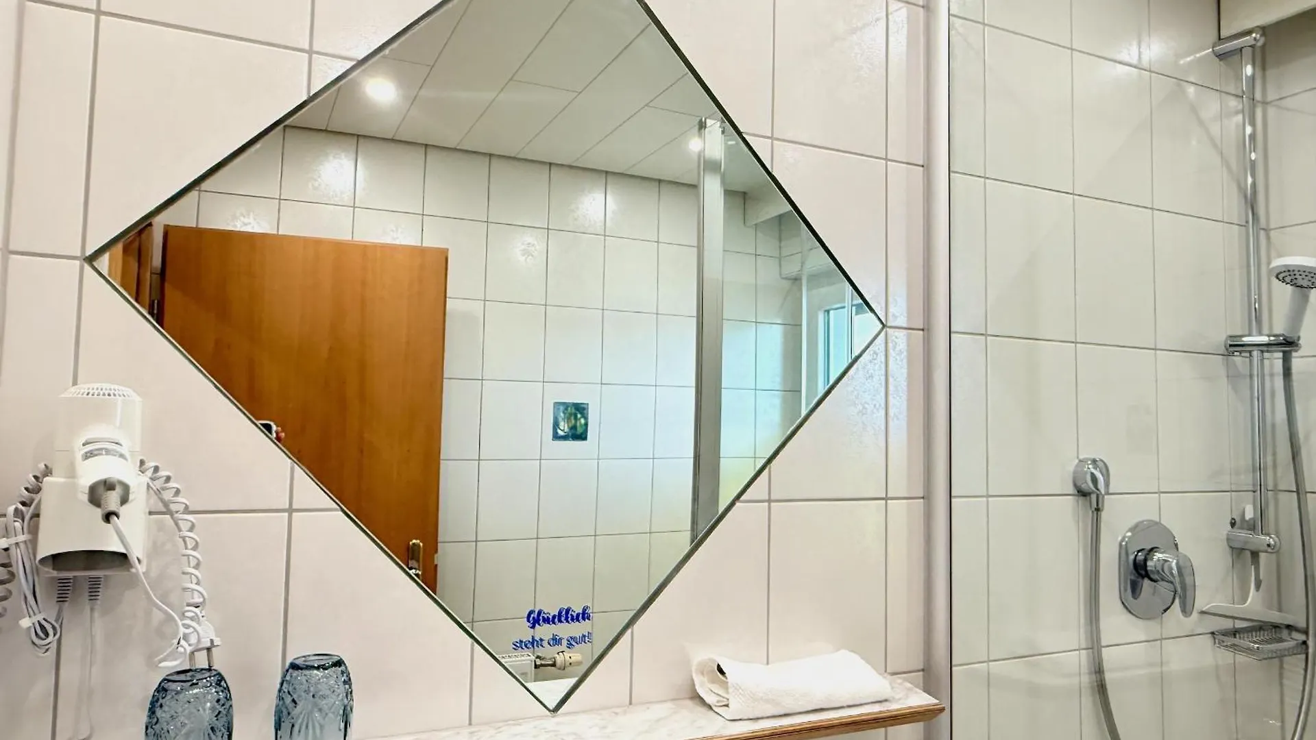 Ferienhaus Dani Ferienwohnung Rebgarten 노넨혼 아파트